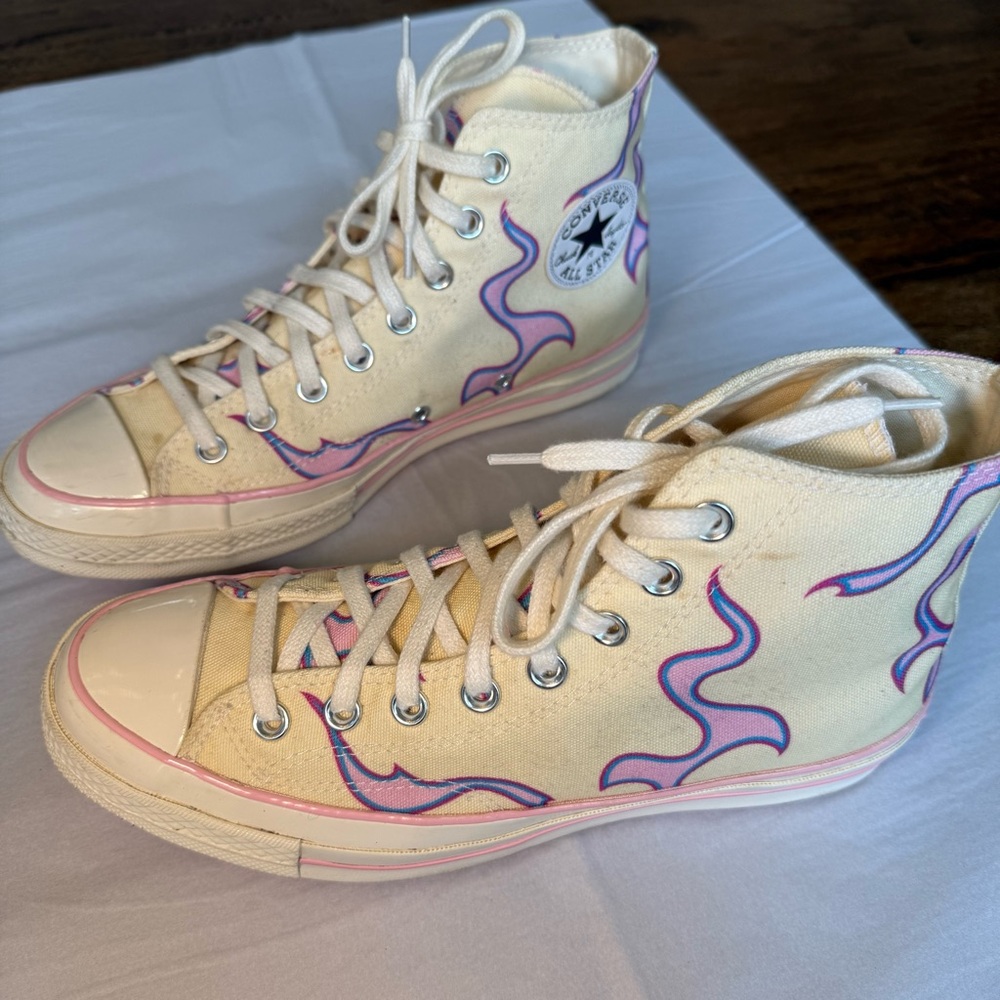 Golf Converse Women's High-Top Sneakers - Cream and Purple flames Size 8 - Picture 4 of 14